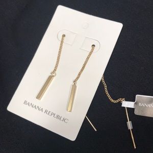 Banana Republic thread earrings NWT